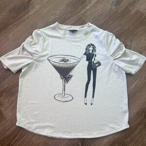 LOVE &‎ LACE Size 2X Chic Heels Graphic Shirt